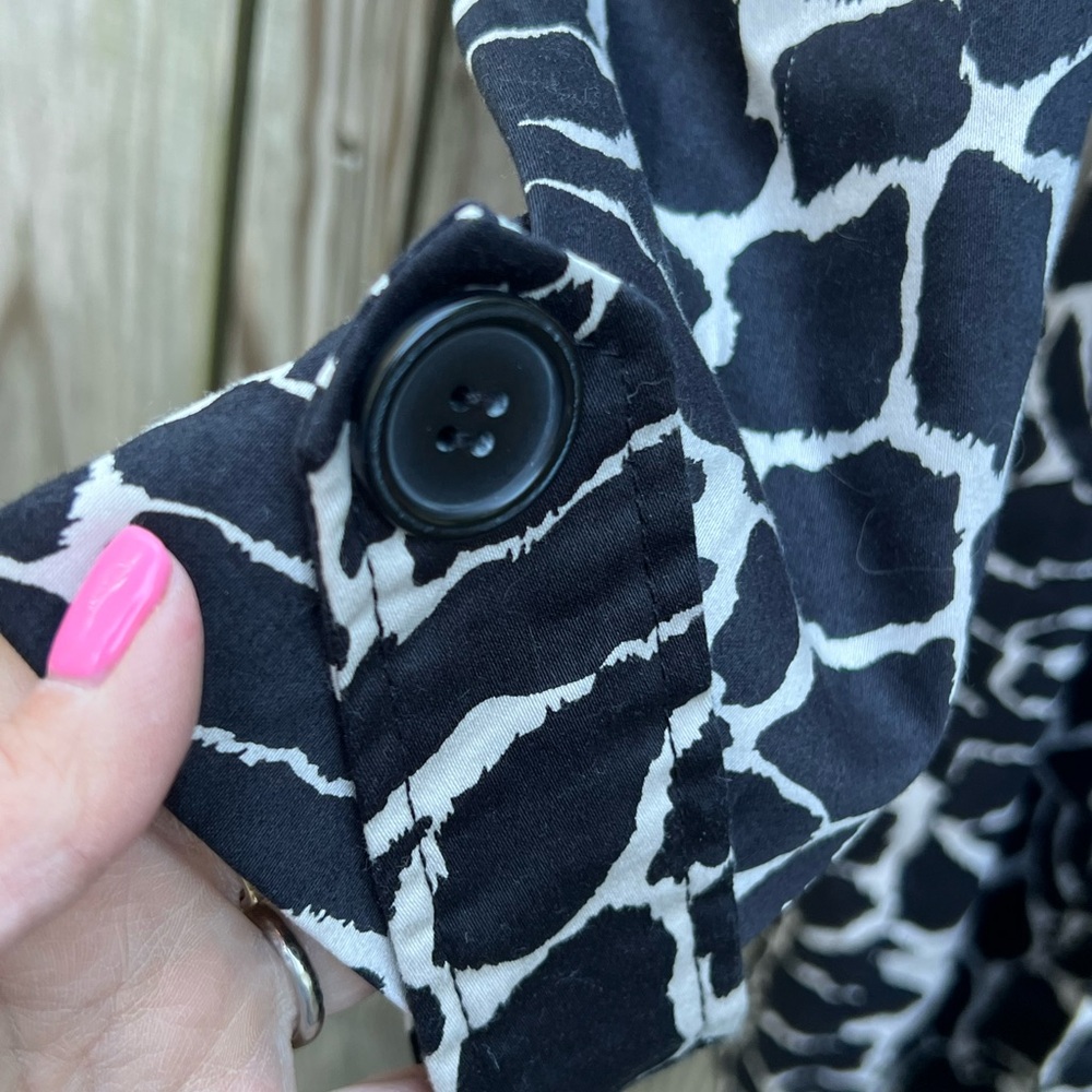 LUII ANTHROPOLOGIE Giraffe Print Belted Trench Coat Jacket Women’s Small - Picture 3 of 11